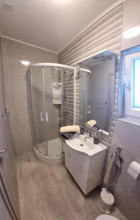 Matoc Apartment Murter