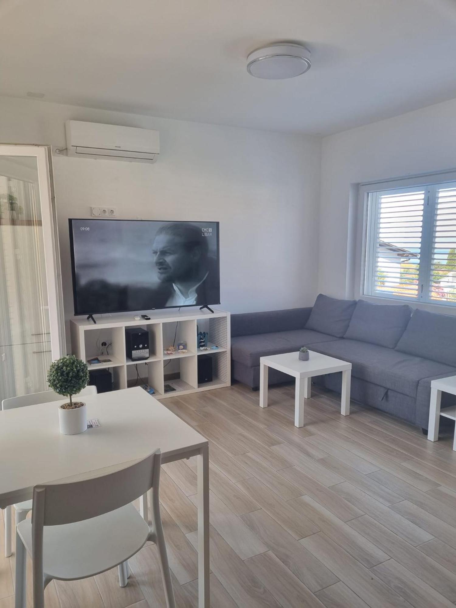 Apartment Matoc Murter